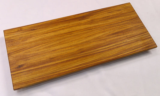 Canary Wood Cutting Board - Edge Grain