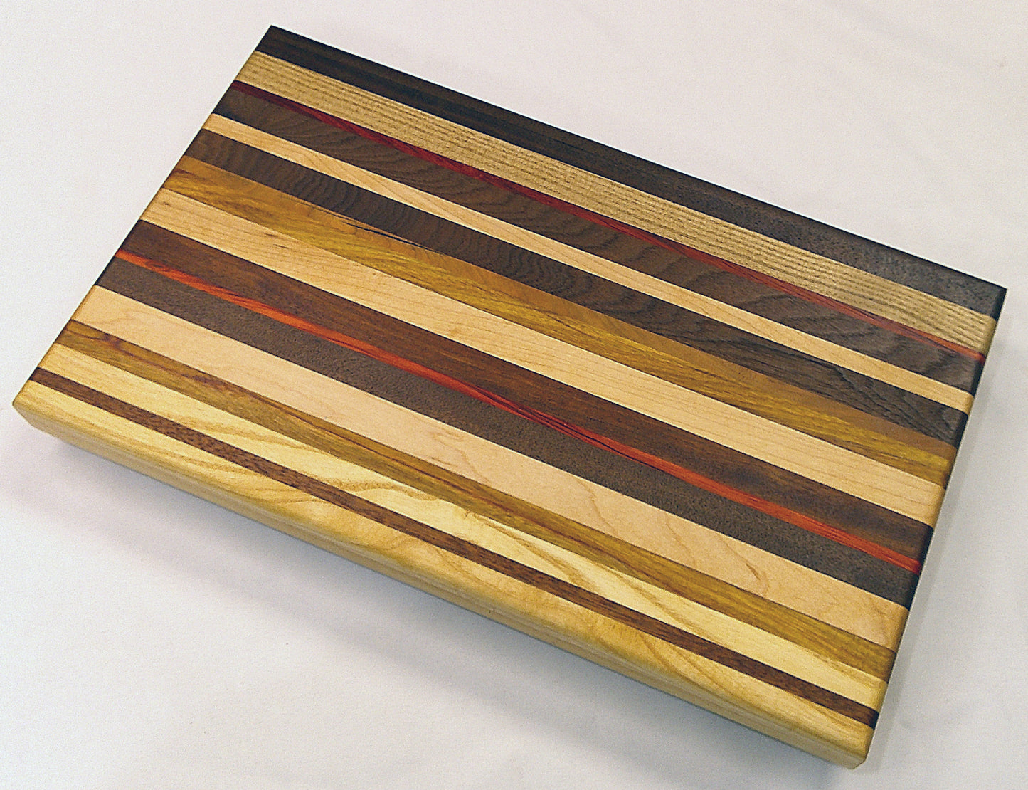 Mixed Wood Cutting Board - Edge Grain