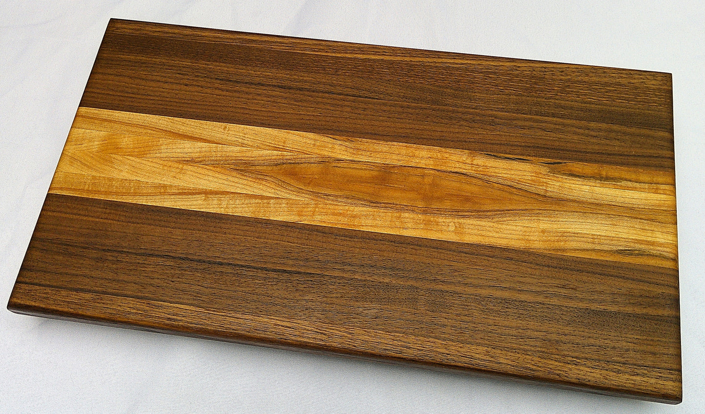 Walnut & Maple board