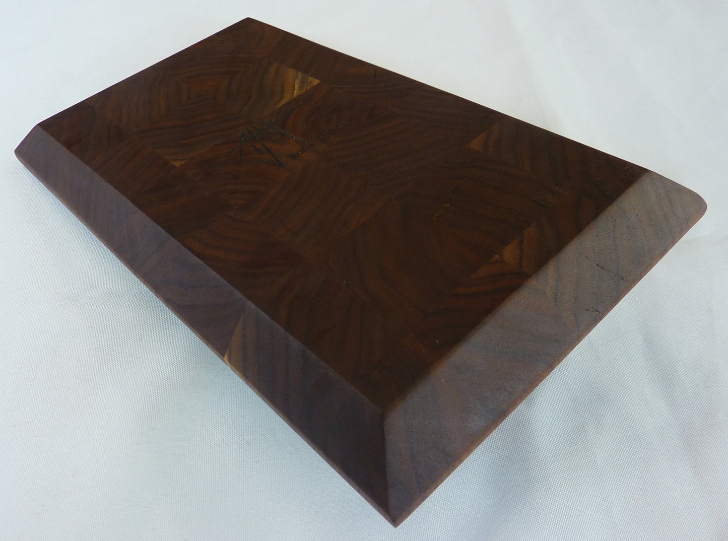 Cheese Board - End Grain - Walnut