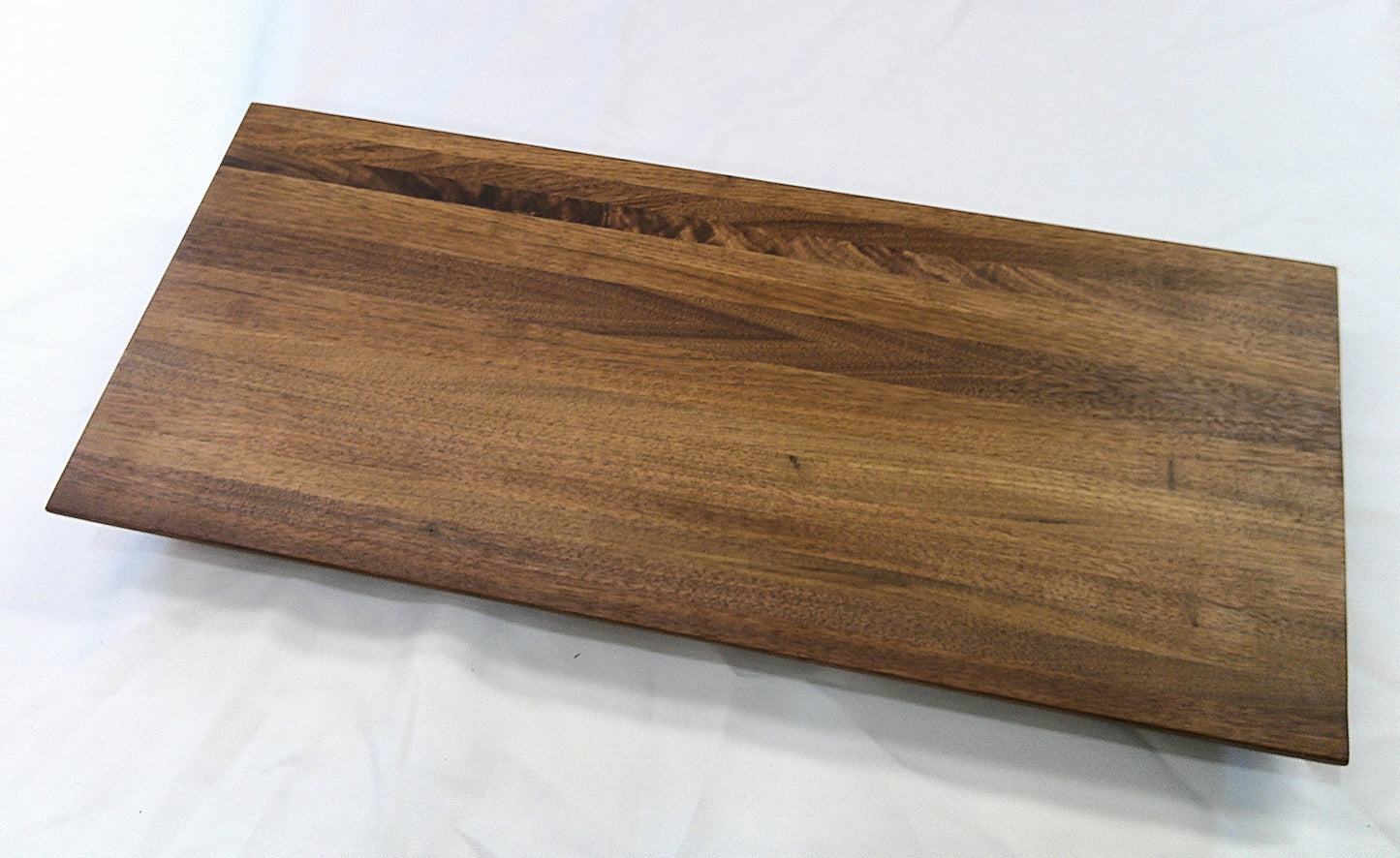 Walnut board - chamfered edges